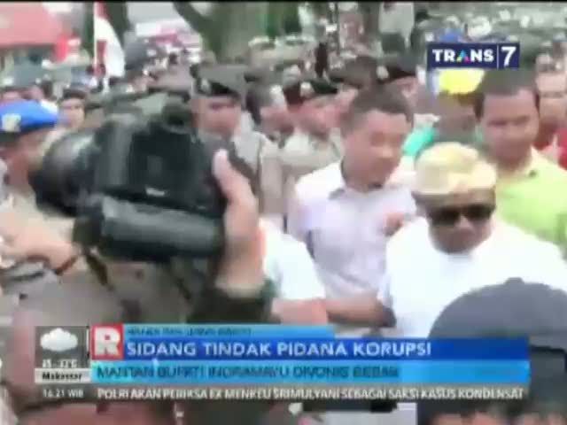 Mantan Bupati Indramayu Divonis Bebas