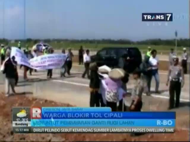 Warga 5 Desa Blokir Tol Cipali
