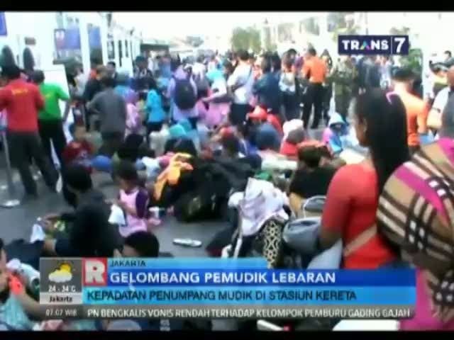 Penumpang Kereta di Dominasi Tujuan Jawa Tengah dan Jawa Timur 
