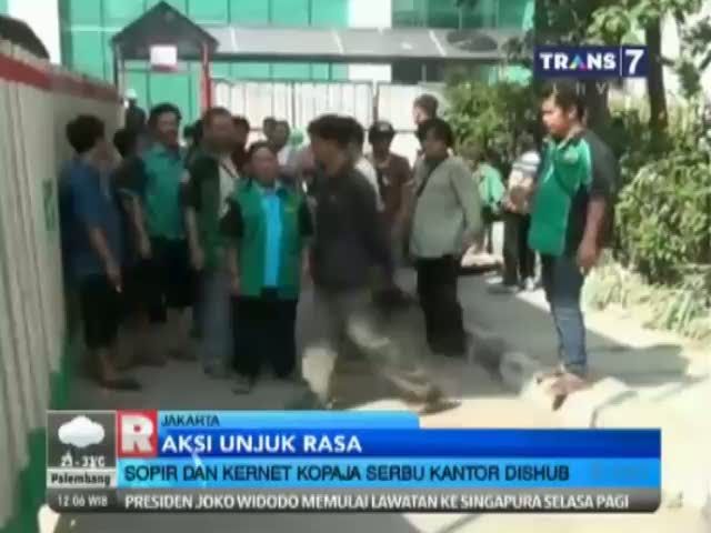 Supir dan Kernet Kopaja Serbu Kantor Dishub 