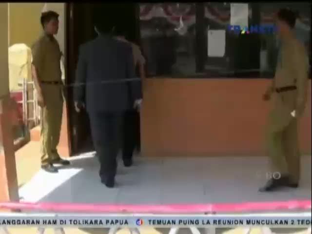 Atap Sekolah Ambruk, 6 Siswa Terluka