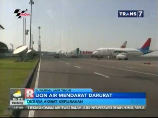 Lion Air Mendarat Darurat di Juanda