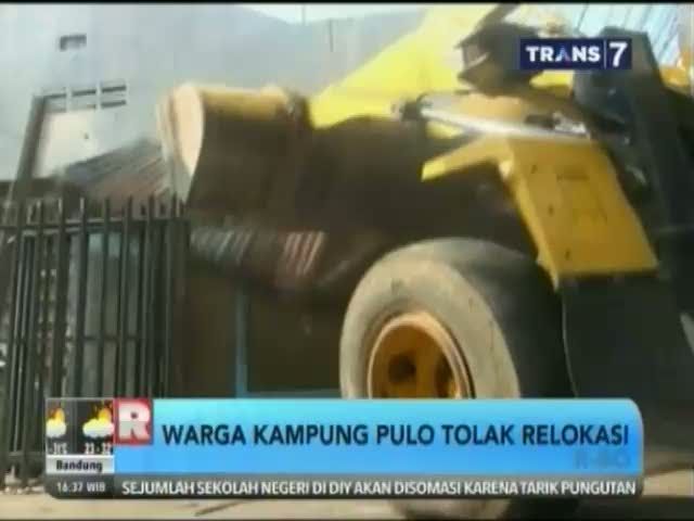 Warga Kampung Pulo Tolak Relokasi