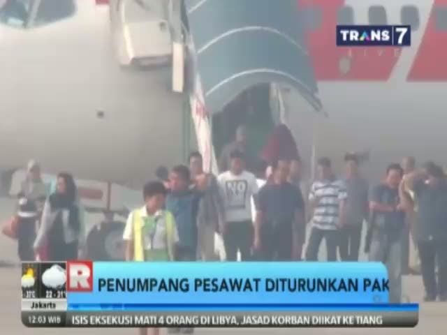 Penumpang Lion Air Diturunkan Paksa