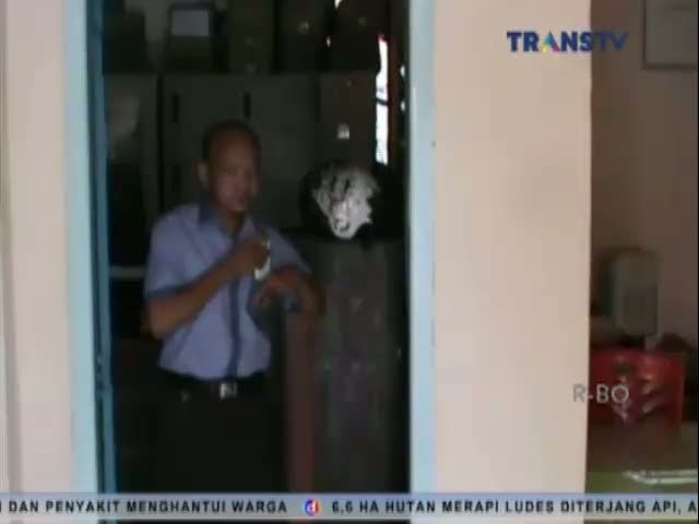 Saiton, Nama Wakil Kepala Sekolah di Palembang