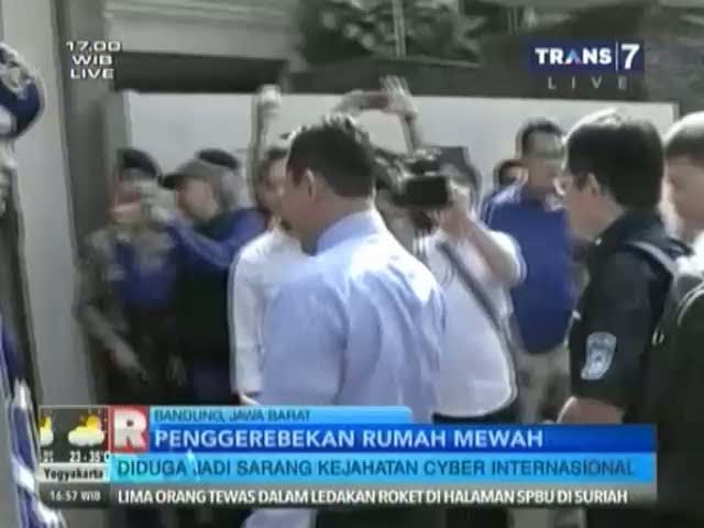 Bareskrim Gerebek Rumah Mewah di Bandung