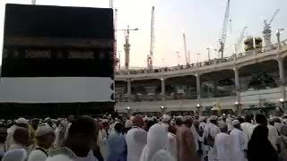 Masjidil Haram Kian Ramai, Jemaah Salat Meluber Sampai ke Teras Masjid 
