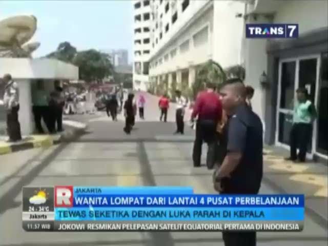 Farida Loncat dari Lantai 4 Parkiran ITC