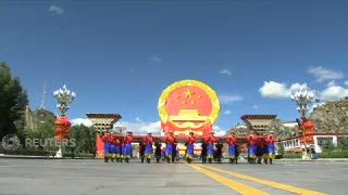 Serunya Pawai Perayaan 50 Tahun Berdirinya Tibet di China Barat 