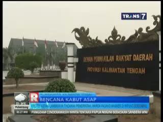 Prostes Keras, Warga Pasang Masker di Patung Presiden Soekarno 