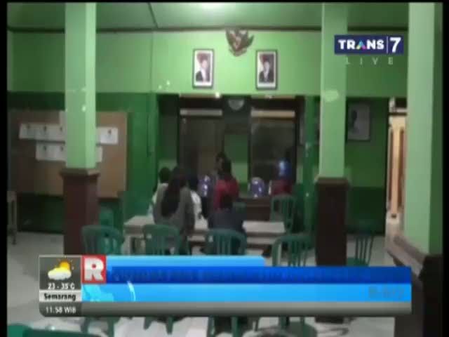 Oknum PNS di Grebek Istri 
