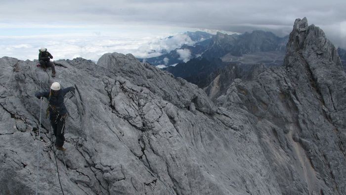 [Morning Friends] Ekspedisi Puncak Cartensz Bersama Detik Travel