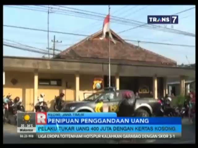 Dukun Palsu Penggandaan Uang, 400 Juta di Tukar Kertas Kosong