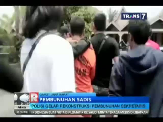 Polisi Gelar Rekonstruksi Pembunuhan Sadis Sekretaris 