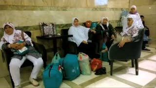 Jemaah Haji Kloter JKG 01 Jakut Siap Pulang. Sabar, Pesawat Ditunda!
