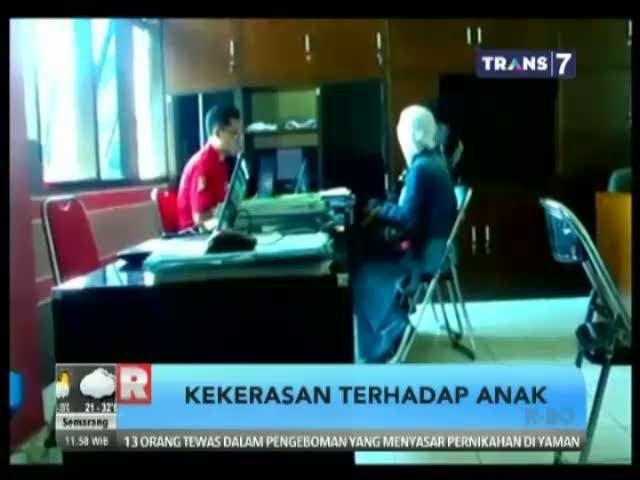 Mukul Mata Teman, Siswa Kelam 8 Terancam Buta 