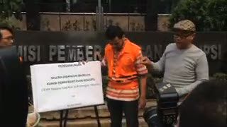 Museumkan KPK! Aksi Satir Revisi Udang Undang KPK untuk Parlemen