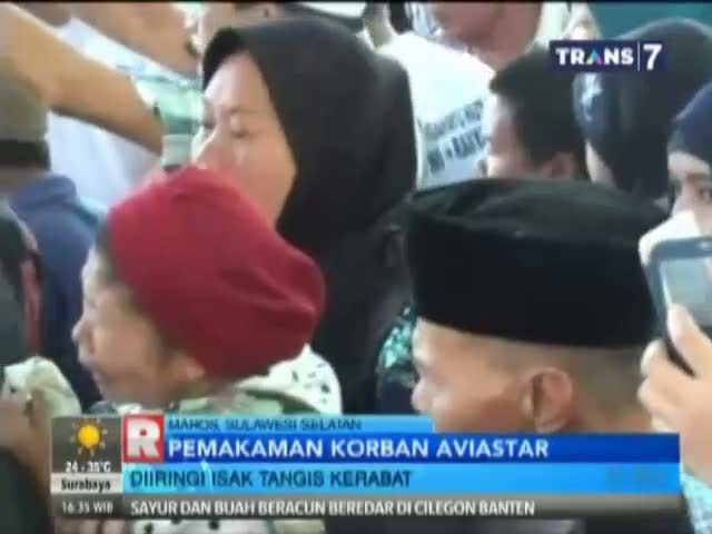 Pemakaman Korban Pesawat Aviastar