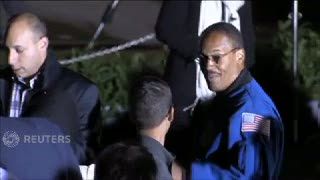 Ahmed Mohamed Bocah yang Disangka Pembuat Bom, Akhinya Bertemu Obama