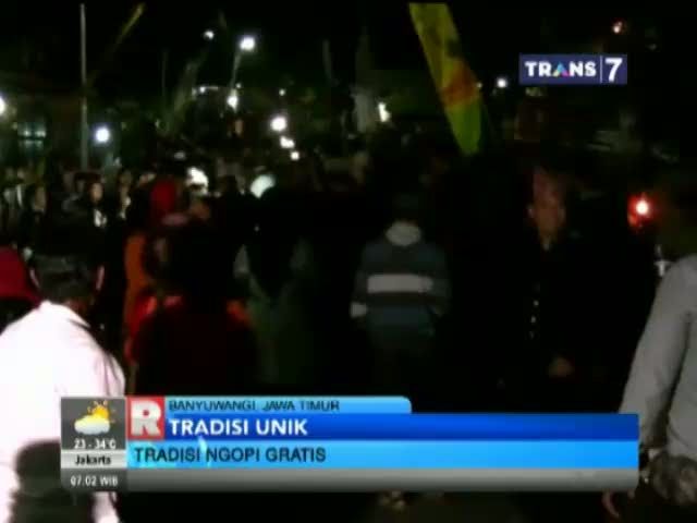 Tradisi Unik Minum Kopi Gratis 