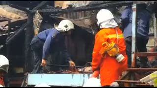 Enam Rumah Petak di Surabaya Hangus Terbakar
