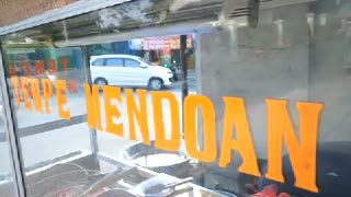 Dipatenkan Pengusaha Air Minum, Ini Curhatan Penjual Mendoan