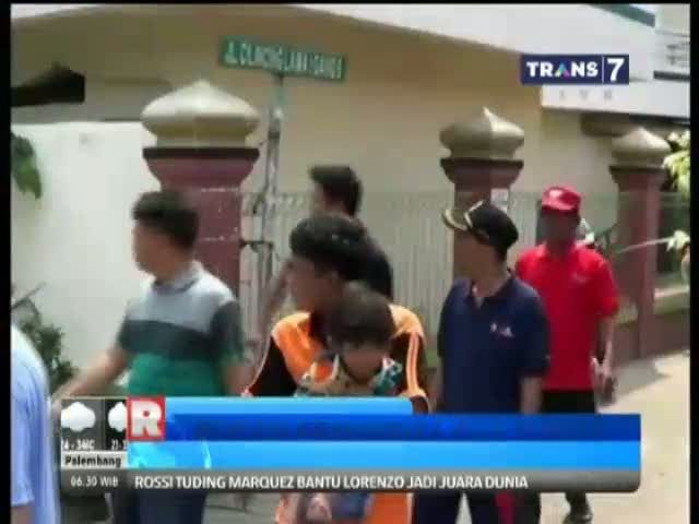 Bocah Penderita Gizi Buruk Dibawa Kerumah Sakit 