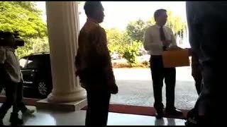 Kendala Revitalisasi Sungai, Ahok : Banyak Warga Bangun Kamar Mandi dan WC