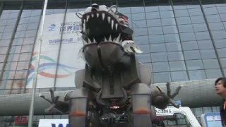 Robot Cantik Genminoid Meriahkan Ekshibisi Robot di Beijing