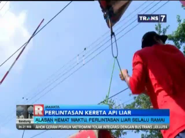 Perlintasan Kreta Api Liar