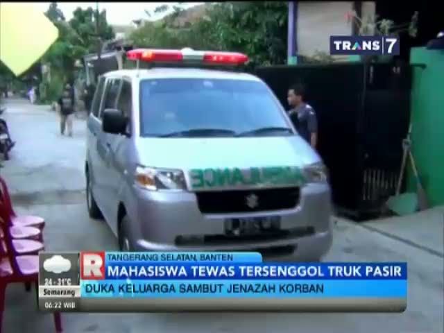 Nyawa Melayang Usai Tersenggol Truk Pasir