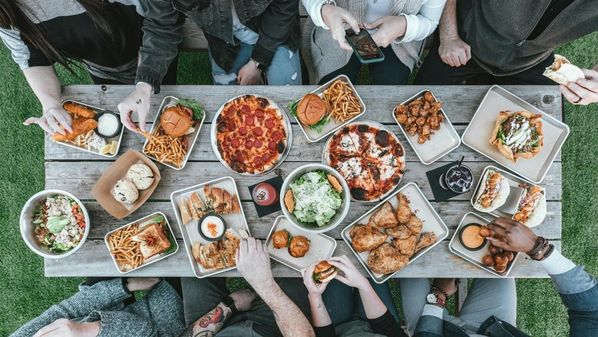 Ide Bukber Ramadan! Nikmati Paket Buka Bersama Menu Nusantara di Resto Pringsewu