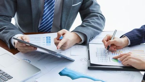 Akuntansi Nggak Harus Ribet, Asal Kamu Punya Tools dan Sertifikat yang Tepat