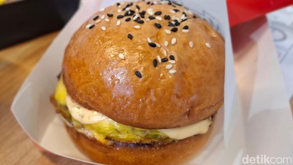 Liburan Produktif  Untuk Anak! Bikin Burger Bersama & Jadi Koki Ciliki Sehari