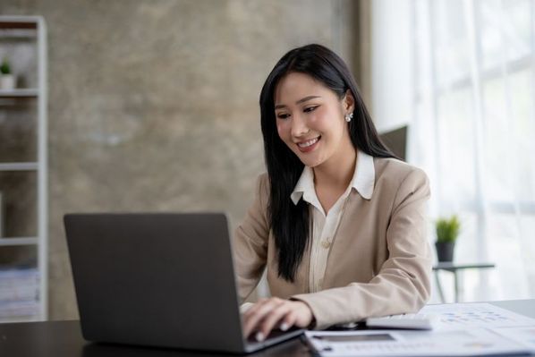 Ingin Laporan Keuangan Usaha Jasa Lebih Cepat Jadi? Kuasai Accurate Lewat Pelatihan Ini