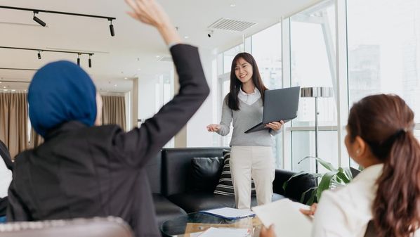 Mau Naik Level Jadi Trainer Profesional? Lengkapi Skill dengan Sertifikasi BNSP