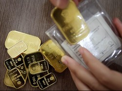 Gila! Harga Emas Hari Ini Naik Tinggi