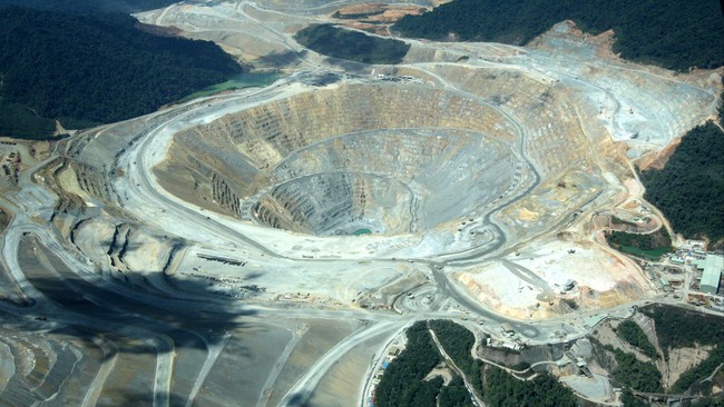 PT Freport Indonesia dan PT Newmont Nusa Tenggara membayarkan royalti lebih besar ke negara, berkontribusi terhadap pendapatan negara.