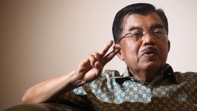 JK Minta Dua Kubu Golkar Tunggu Putusan Menkumham
