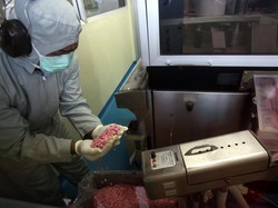 RI Produksi 1 Juta Boks Multivitamin Hadapi Lonjakan di Tengah Corona