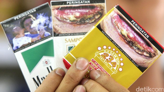 Pemerintah Indonesia terlihat bermuka dua dalam mengeluarkan kebijakan yang berhubungan dengan industri rokok, dibatasi namun industri ini tetap diperlukan