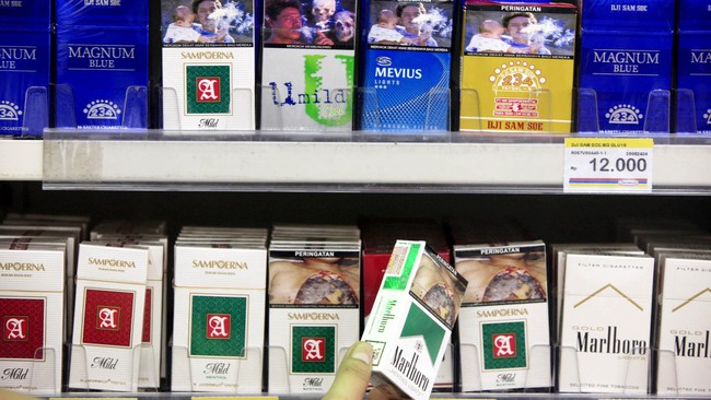 Pemerintah tetapkan tarif cukai rokok naik 10 persen, namun produsen hanya mampu menahan beban kenaikan maksimal 5 persen.