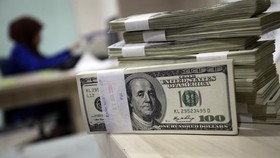 Defisit Bengkak, Pemerintah akan Tarik Pinjaman Asing US$ 5 M