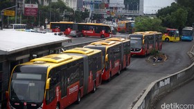 KPPU: Panitia Tender Ikut Sekongkol Pengadaan TransJakarta