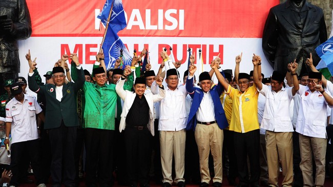 Kekuatan koalisi Merah Putih yang mendukung pilkada lewat DPRD berkurang dengan berubahnya sikap Demokrat. Demokrat menguasai kursi mayoritas di DPR, 148.