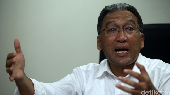Tiga modus transfer pricing yang dilakukan perusahaan yaitu menaikan biaya produksi dan operasional, menurunkan harga jual produk, dan menaikan biaya.