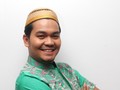 Selebriti Siap Kehilangan 'Mahkota' demi Penderita Kanker
