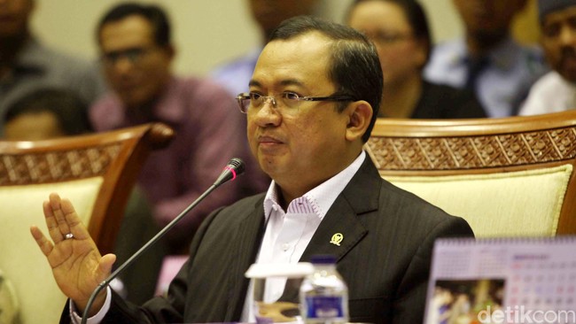 Alternatif lain yang bisa dilakukan dalam pengesahan RUU adalah musyawarah mufakat.