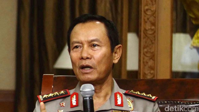 Kapolri Jenderal Sutarman resmi melantik 16 perwira tinggi kepolisian untuk mengisi jabatan baru di Mabes Polri, Jakarta, Rabu pagi (3/9). Ke-16 perwira tinggi tersebut dimutasi per 1 September 2014.