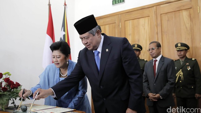 Presiden Soesilo Bambang Yudhoyono (SBY) mengaku kecewa terhadap hasil voting RUU Pemilihan Kepala Daerah (Pilkada). Melalui video ia menuturkan kekecewaannya.